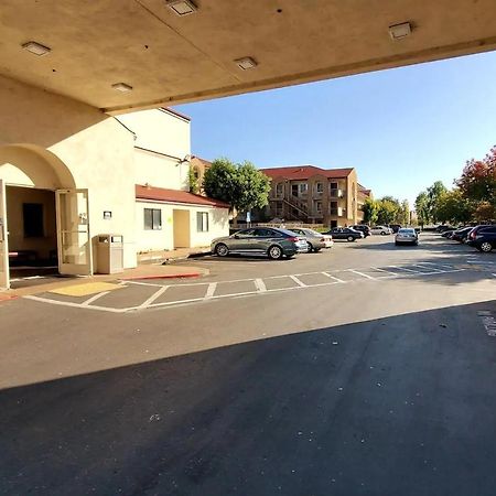 California Inn&Suites, Rancho Cordova Exterior foto