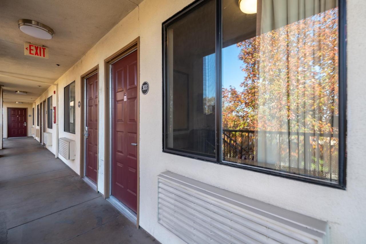 California Inn&Suites, Rancho Cordova Exterior foto